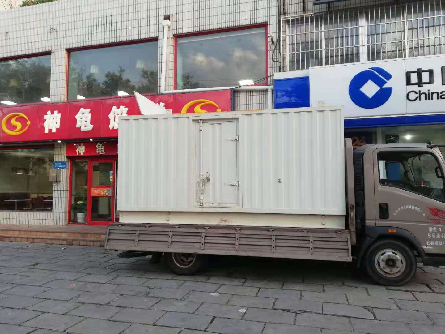 宛城出租发电机-柴油发电机组错误的启动方式
